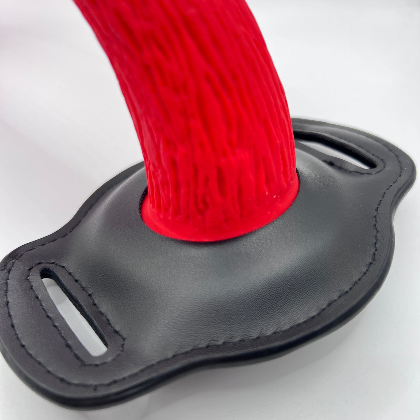 PUREBRED BELT TAIL - RED